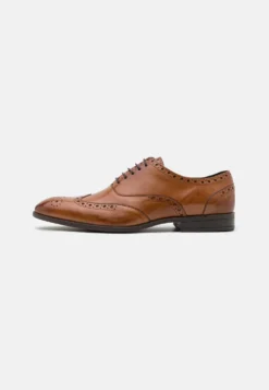 Pier One Leather - Zapatos Con Cordones - Cognac