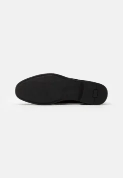 Pier One Mocasines - Black 10 Pier One Mocasines - Black -Pier One 492df221686f4051a5f275eabfc3cf9d scaled
