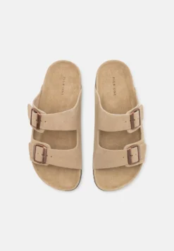 Pier One Leather Unisex - Pantuflas - Beige -Pier One 658db7c748df48419a27fd940a9ac1ce scaled