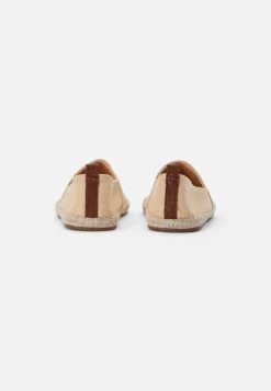 Pier One Rena Espadrille Unisex - Alpargatas - Beige -Pier One 8310eea23d7d45459447954d543b0c0d