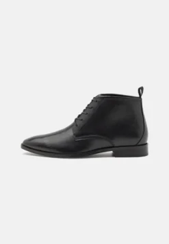 Pier One Leather - Botines Con Cordones - Black