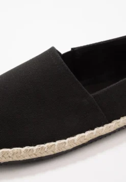 Pier One Rena Espadrille Unisex - Alpargatas - Black -Pier One c4bc197e5a8743a7a7f9ccbfe0b282f5 scaled