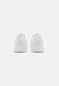 Pier One Unisex - Zapatillas - White 8 Pier One Unisex - Zapatillas - White -Pier One dff51b9dd14c4b51b6b5c86184532a87 scaled