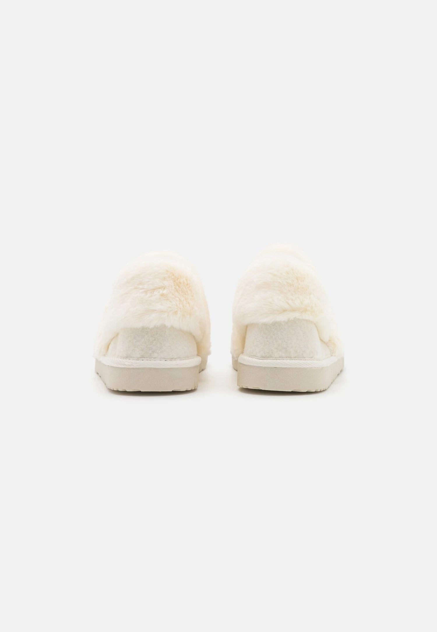 Pier One Pantuflas - White 4 Pier One Pantuflas - White - Imagen 4
