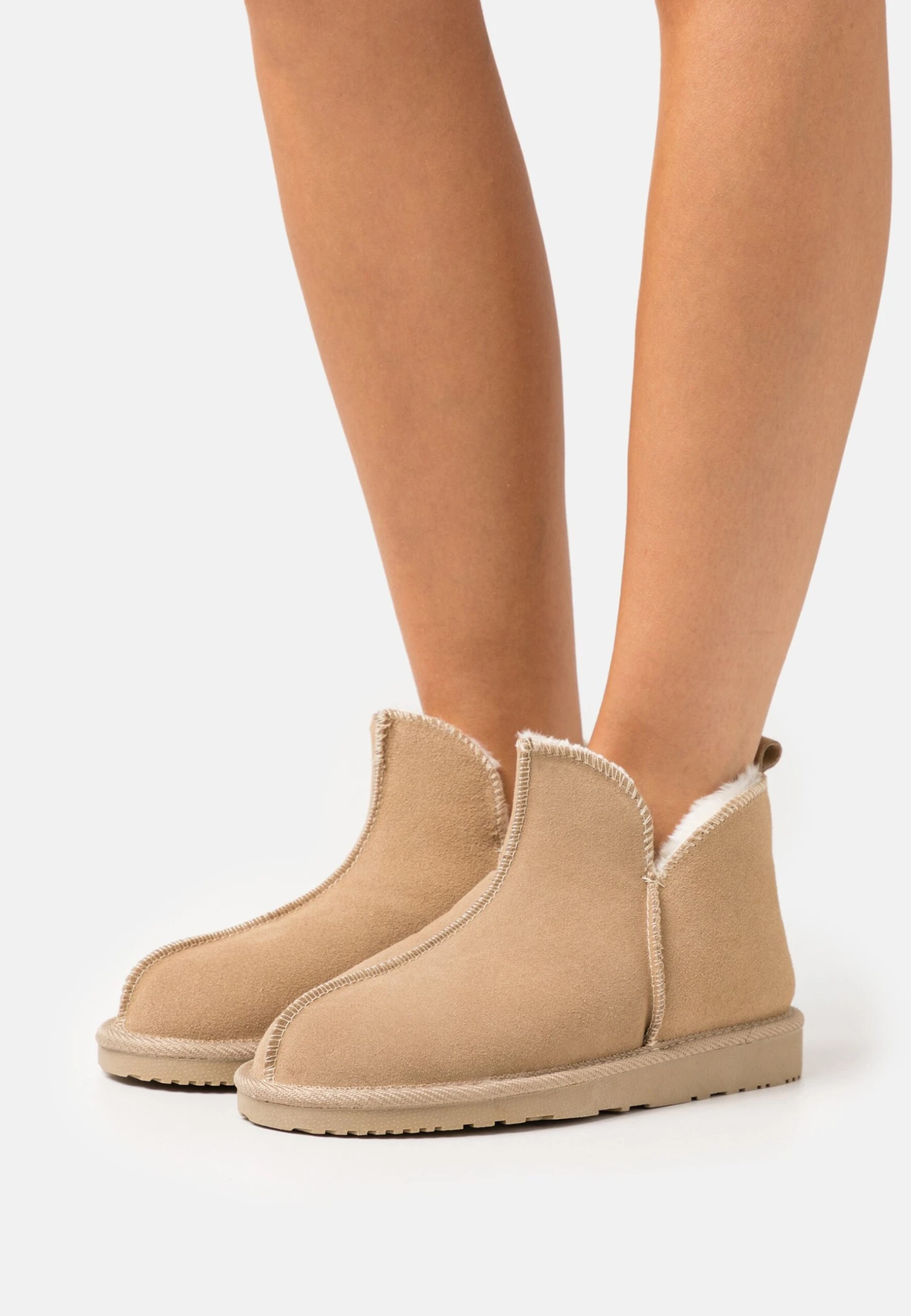 Pier One Leather- Pantuflas - Beige 1 Pier One Leather- Pantuflas - Beige