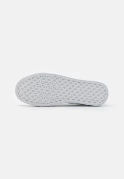 Pier One Unisex - Zapatillas - White 10 Pier One Unisex - Zapatillas - White -Pier One fb9f1eb462204fa4af76aa2dd3442b50